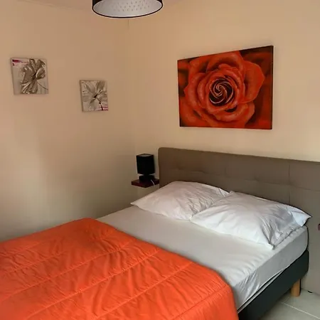 Holiday home Les De La Colo