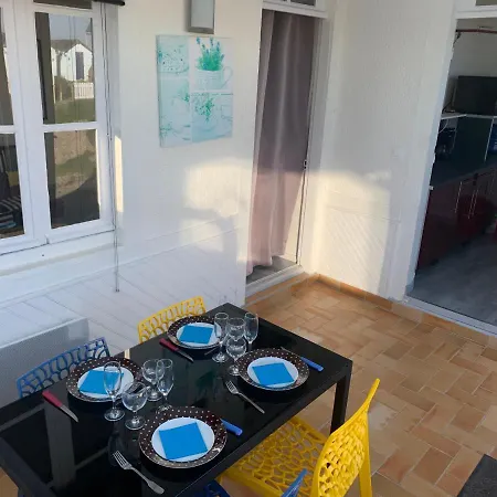 Les De La Colo Ravenoville