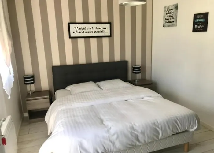 Les De La Colo Ravenoville