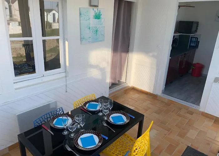 Les De La Colo Ravenoville